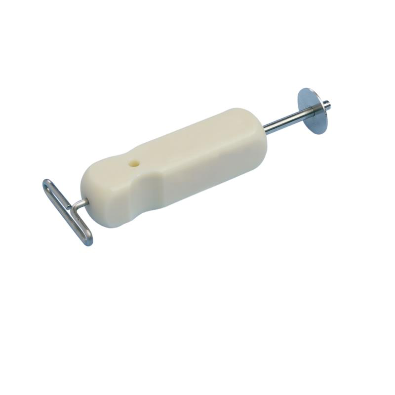 Trocar with cannula for inserting toggle